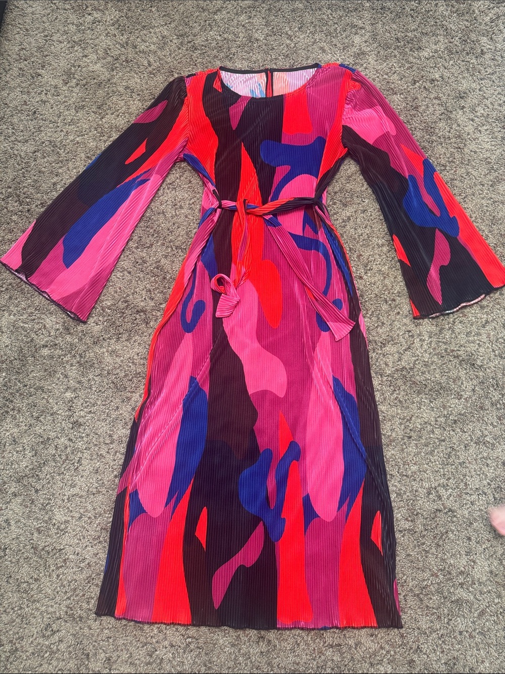 Abstract Pink & Red Pleated Maxi Dress with Tie Waist